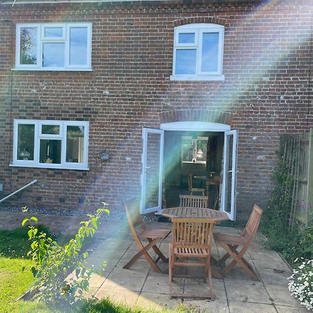 Betty'S Cottage - Traditional Norfolk Farm Cottage Swafield Esterno foto